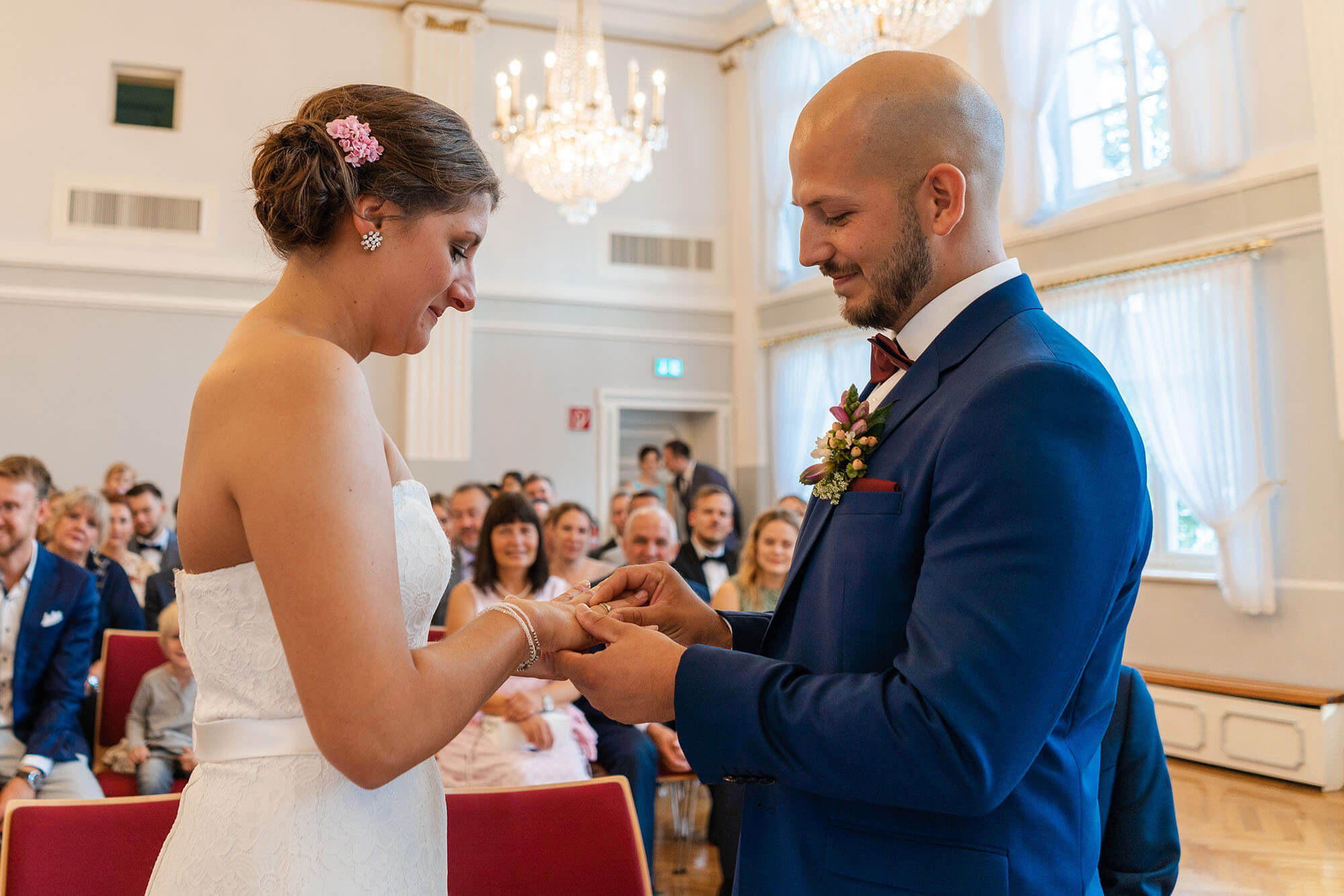 Brautpaar Sarah und Daniel, Hochzeit in Duisburg und Moers, Hochzeitsfotograf Markus Laghanke – Bild 12